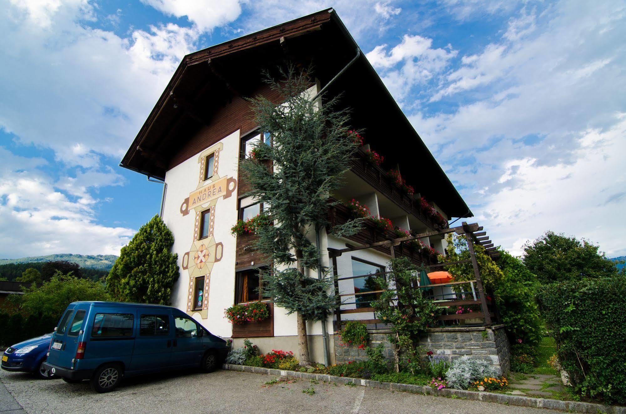 Haus Andrea Hotel Seeboden Exterior photo